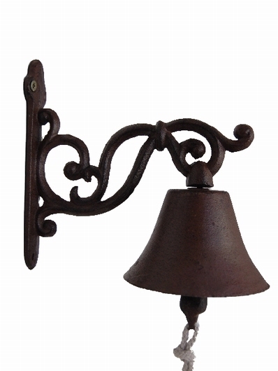 Cloche en fonte arabesque